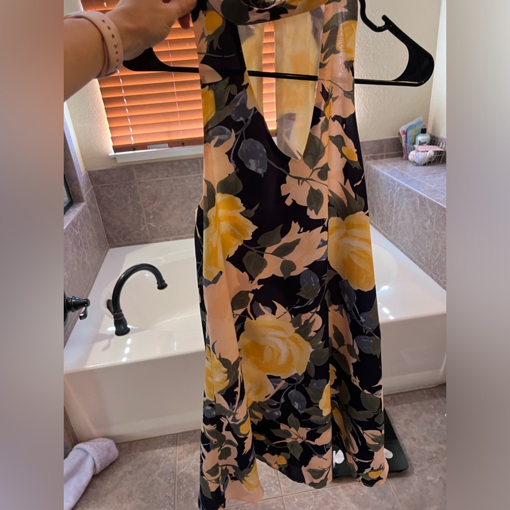 Lulus high neck floral dress size small